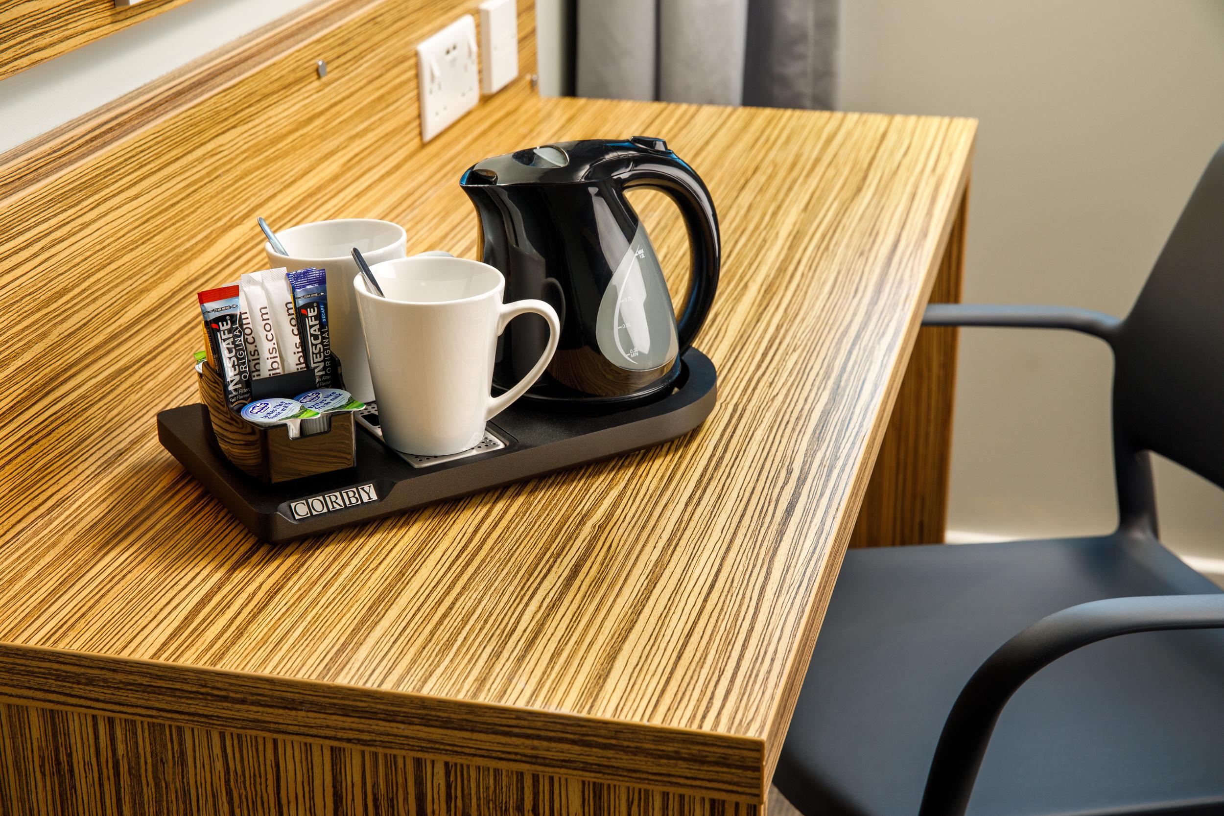 Ibis Budget London Heathrow Central Cranford エクステリア 写真