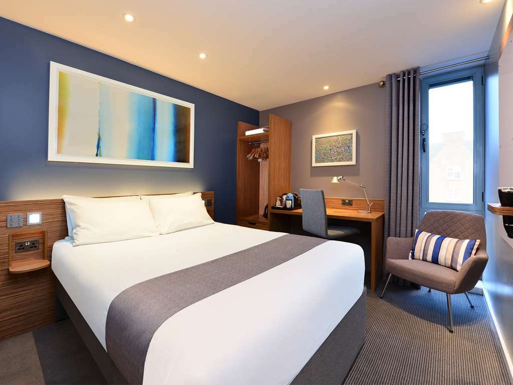 Ibis Budget London Heathrow Central Cranford 部屋 写真